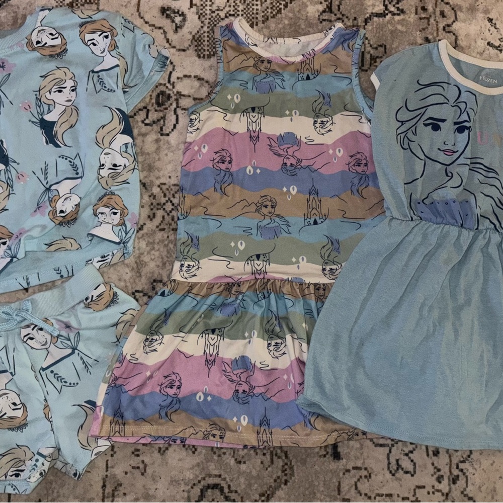 Frozen Themed Kids  Set - Blue and Multicolor
